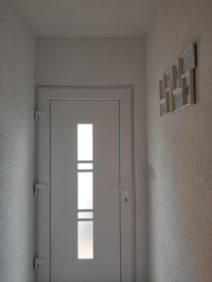 Apartmani Mara Rogoznica Rogoznica  Zewnętrze zdjęcie